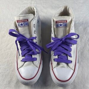 Converse Mid Madison Allstars Size 8 with Purple Laces